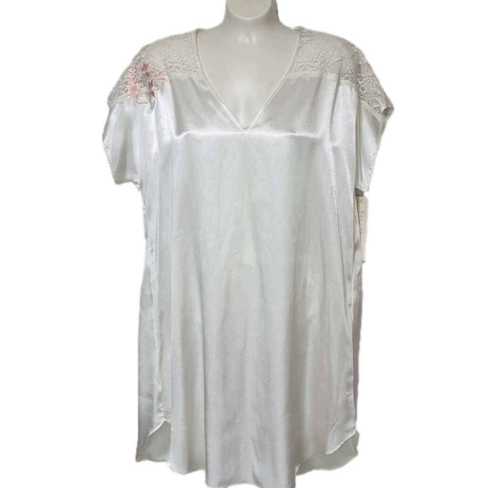 Val Mode Lingerie White Satin Lace Nitegown